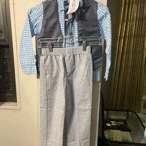Boys suit size 6 pants top and vest